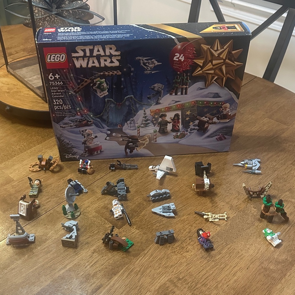 LEGO Star Wars Advent Calendar 75366